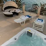 Cezar Apartman *