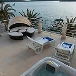 Cezar Apartman *