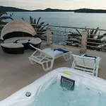 Cezar Apartman