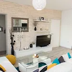 Cezar Apartman *