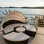 Cezar Apartman Rogoznica