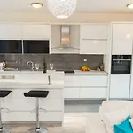 Cezar Apartman