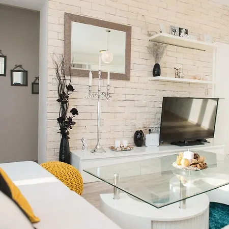 Cezar * Rogoznica (Sibenik-Knin)