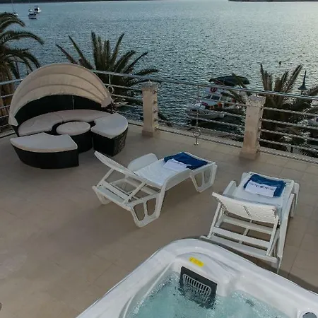 Cezar Apartment Rogoznica (Sibenik-Knin)