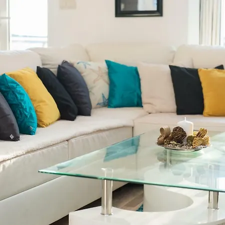 Cezar Rogoznica (Sibenik-Knin)