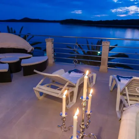 Cezar Rogoznica (Sibenik-Knin)