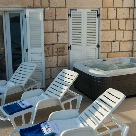 Apartament Cezar