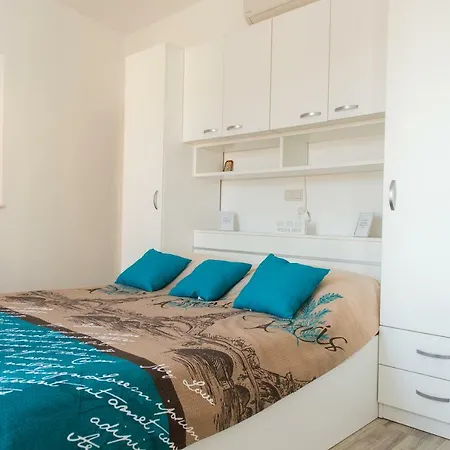 Apartament Cezar